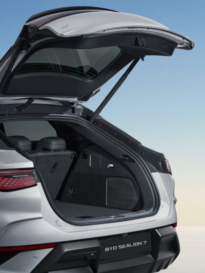 byd-sealion-7-exterior-04-xl